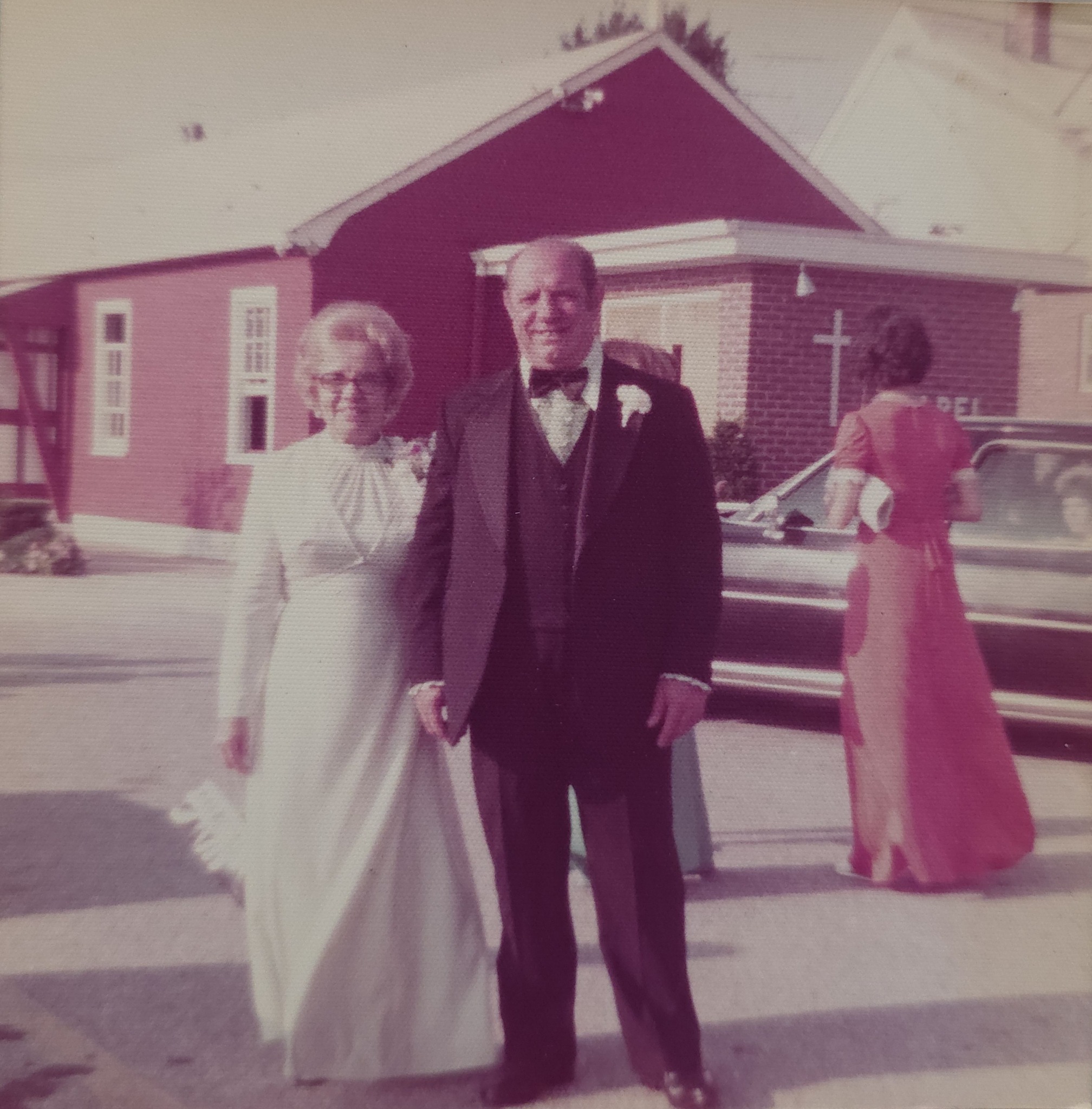 Original scan of photo 19